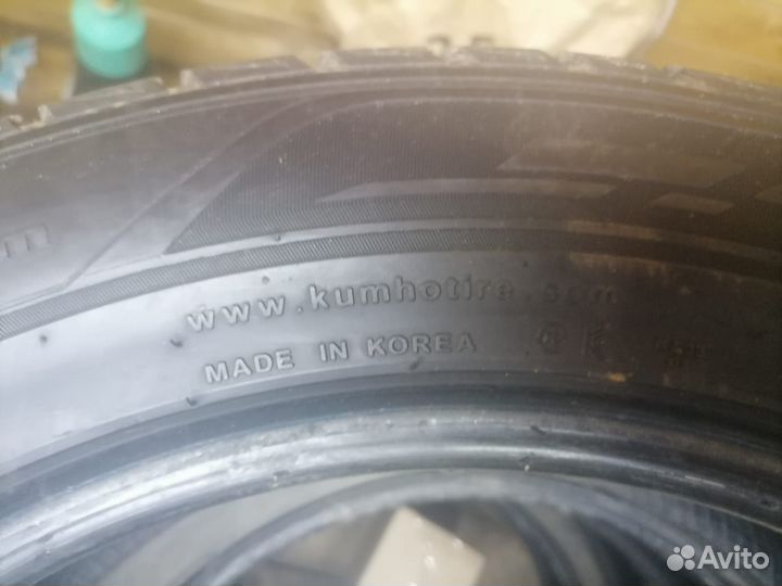 Kumho Crugen Premium KL33 225/60 R18