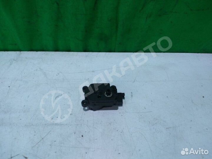 Моторчик заслонки отопителя Mercedes-Benz C W203