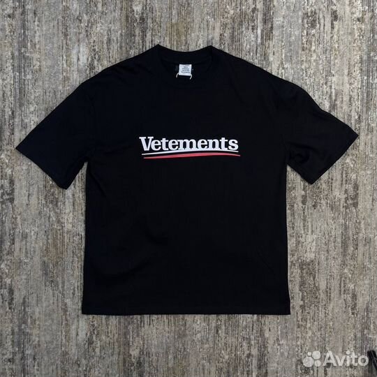 Футболка Vetements