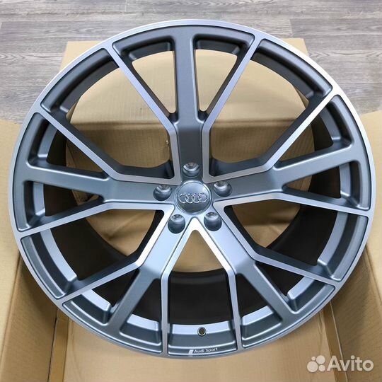 Новые кованые диски R21 Sport на Audi Q7 4M