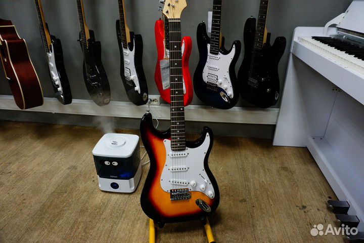 Электрогитара (+ комбик)
