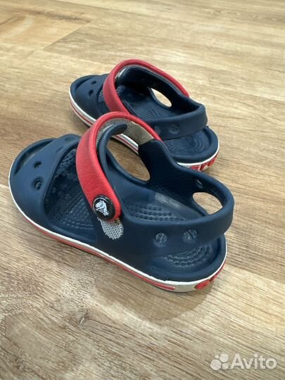 Сандали crocs c7