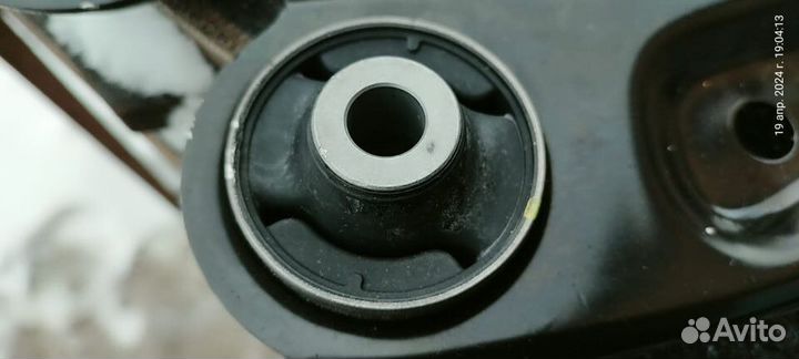 Рычаг передний Honda Crider