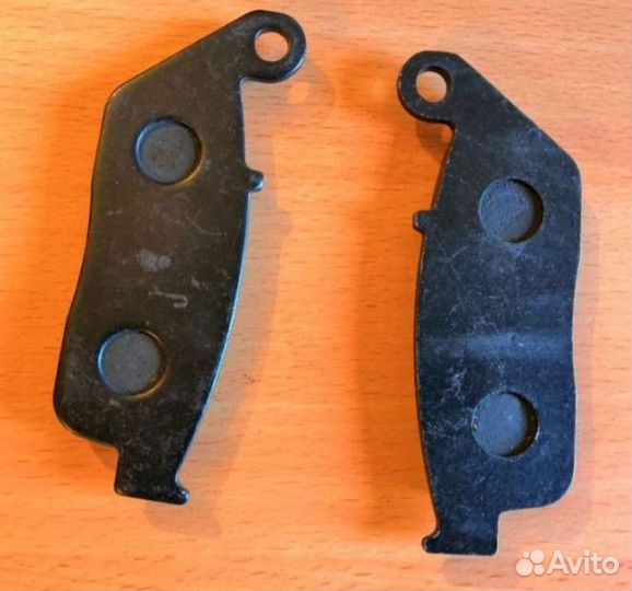 Передние колодки на honda CBR250 CBR400 CB400