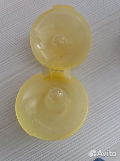 Накладки на грудь medela