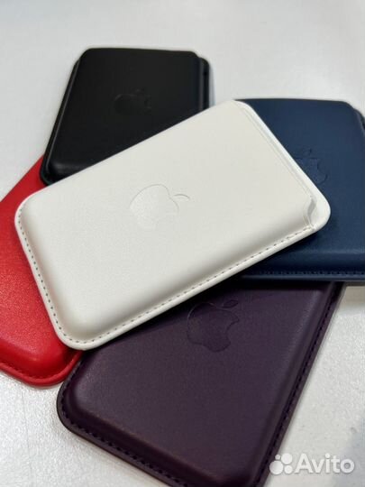 Картхолдер для iPhone с MagSafe белый