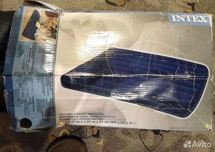 Надувной матрас intex