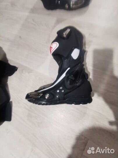 Мото боты 39-40 новые