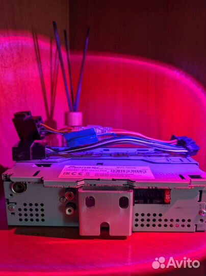 Магнитола Pioneer MVH-190UB