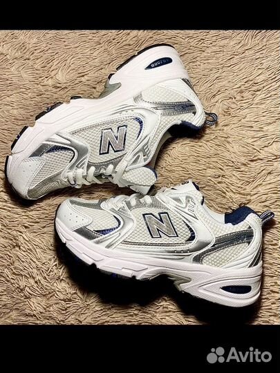 New Balance 530