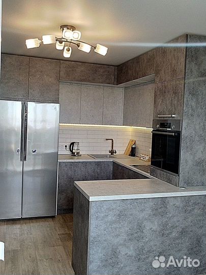 Кухня в студию на заказ