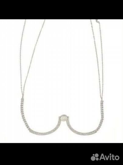 Украшение на грудь