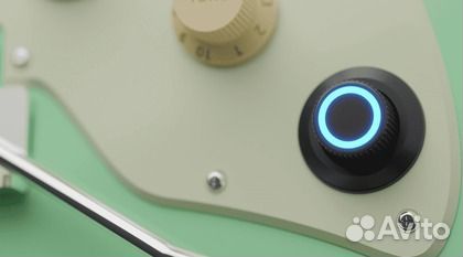 Электрогитара со встроенным процессором Mooer gtrs