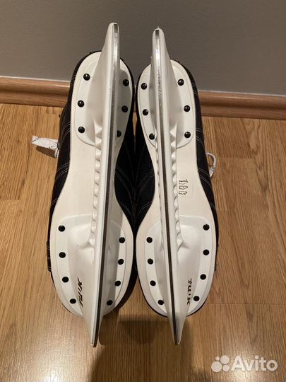 Хоккейные коньки bauer 45 размер