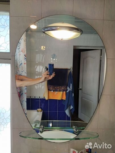 Зеркало для ванной комнаты