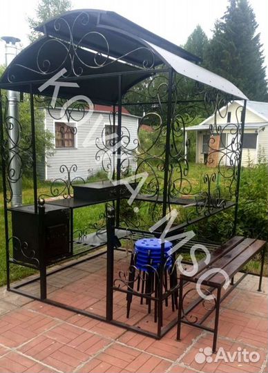 Беседка с мангалом