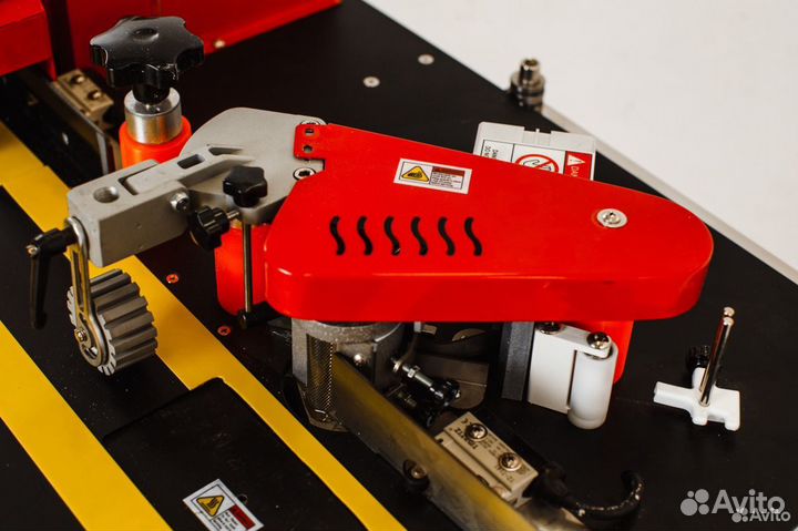 Полуавтоматический кромкооблицовочный станок Krom