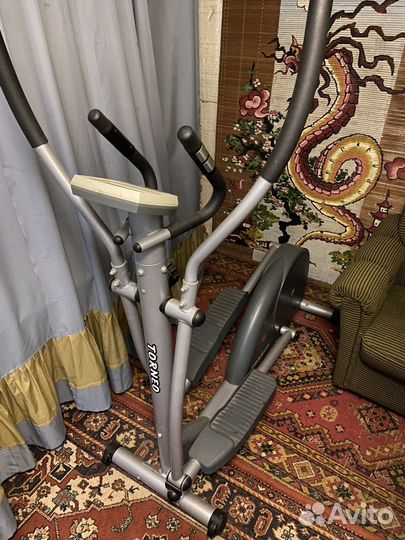 Эллиптический тренажер / элипс