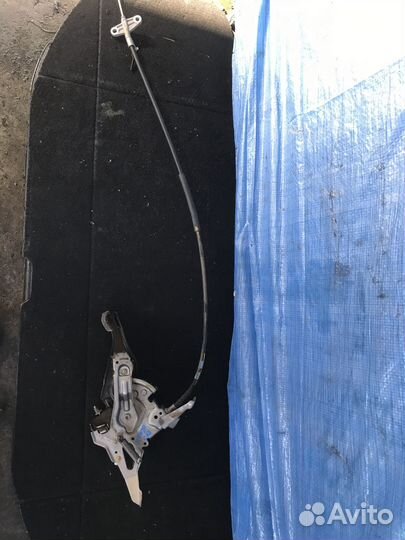 Педаль ручника c Toyota Prius NHW20 1NZ-FXE