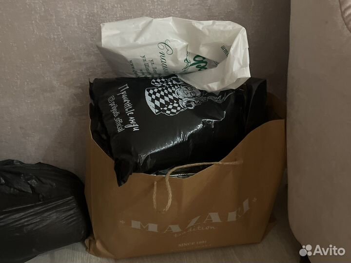 Продам большой пакет вещей