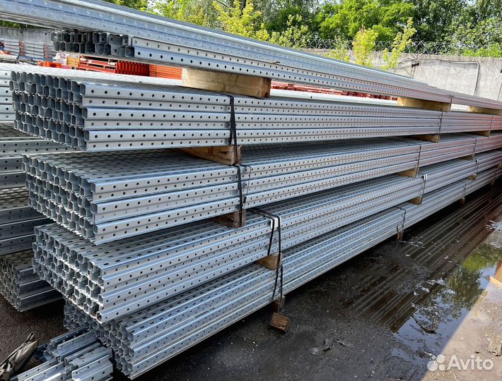 Стеллажи с пробегом