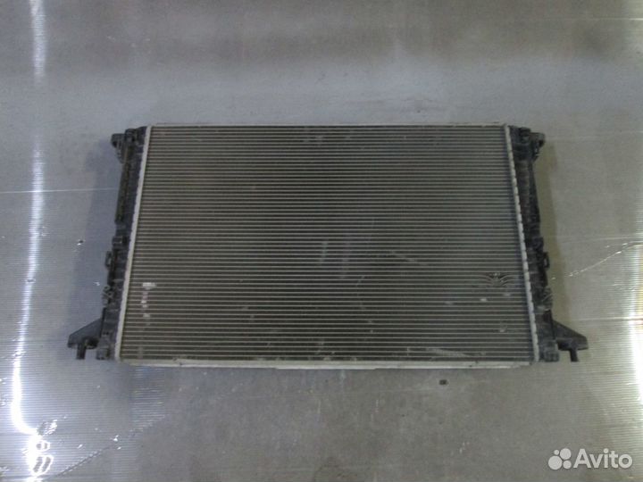 Радиатор Audi Q7 4M Ауди ку7 2017 год