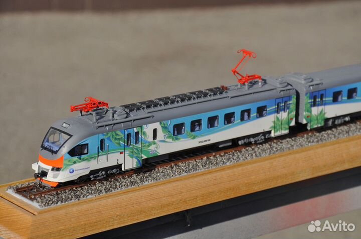 Модель электропоезда эп2Д-0001