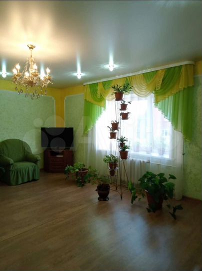 Коттедж 247 м² на участке 9,3 сот.