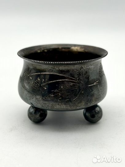 Солонка на ножках-шариках серебро 875 проба 31,5 г