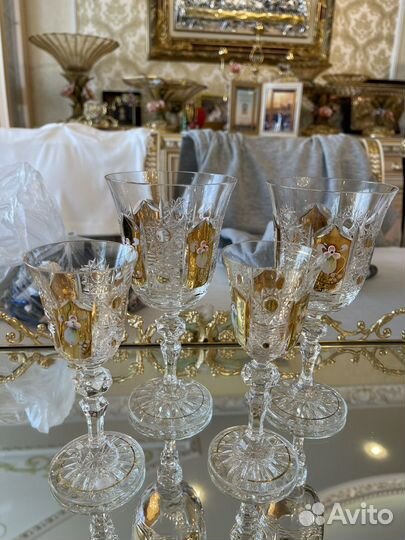 Бокалы и рюмки