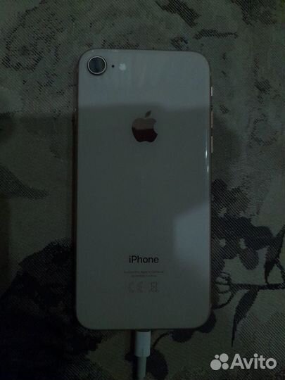 iPhone 8, 64 ГБ