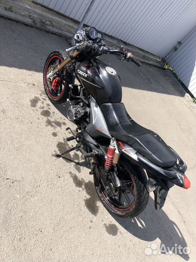 Stels flame 200