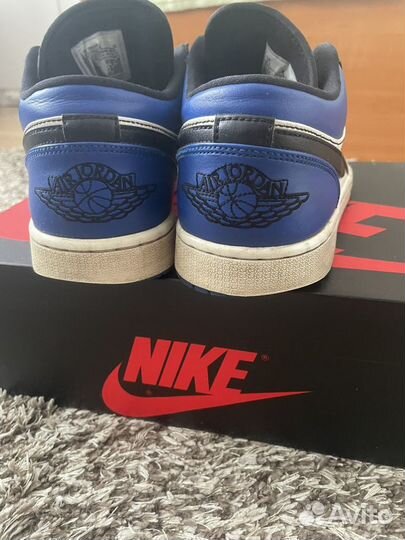 Jordan 1 low royal blue