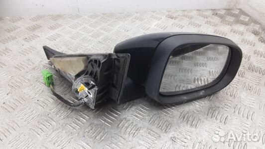 Зеркало наружное правое volvo V70 3 (94Y12JO01)