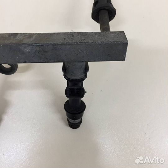 Рейка топливная рампа Chevrolet Aveo T200 2003-200
