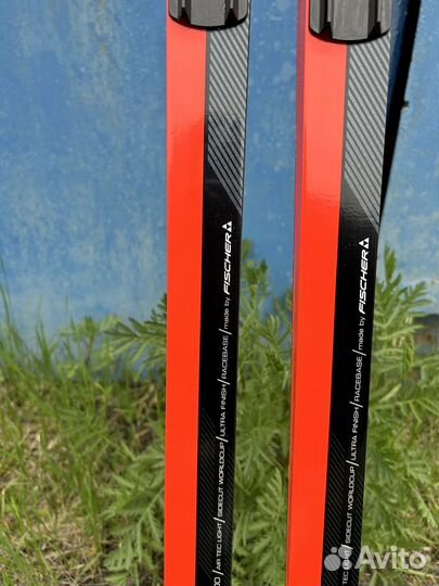 Беговые лыжи Tisa race cap