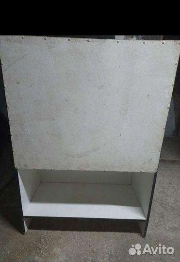 Шкаф витрина