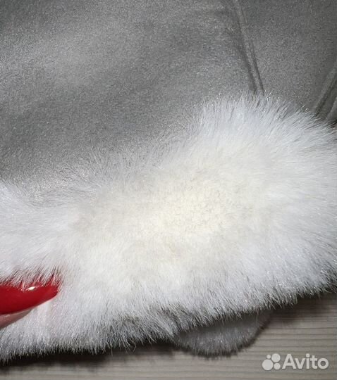 Варежки женские