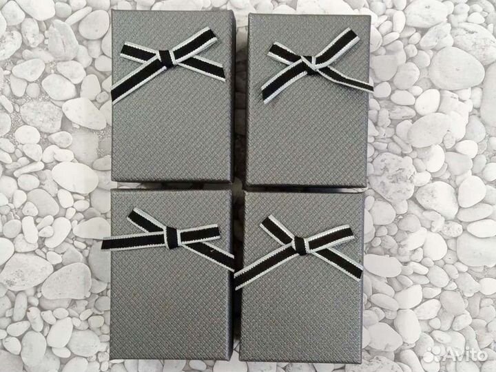 Подарочные коробочки для украшений 8х5 4шт