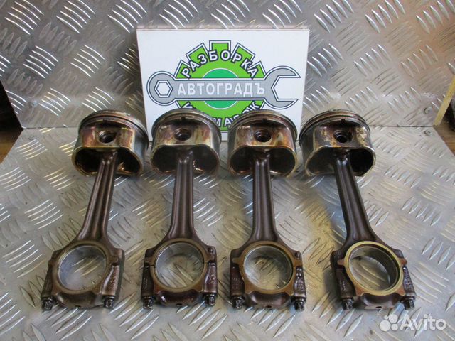 Поршень с шатуном Volkswagen Golf 4 1.6 AVU