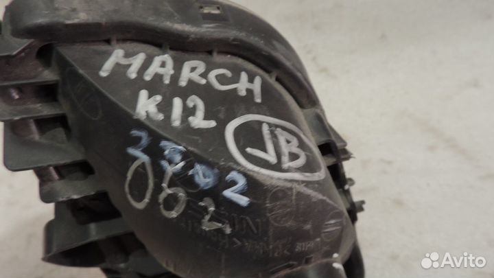 Фара противотуманная левая Nissan March 2005 - 200