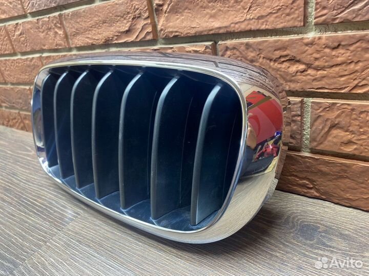 Решётка радиатора Левая Bmw X5 F15 2013-2018