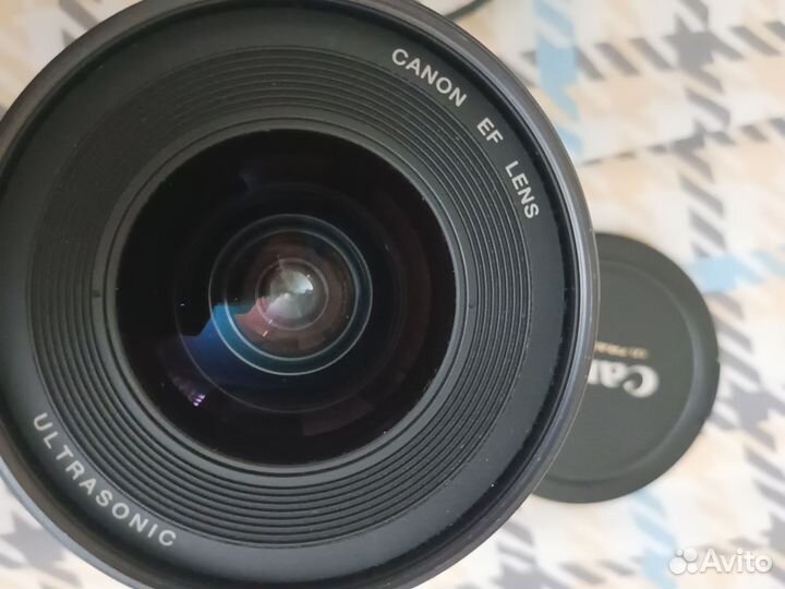 Объектив Canon EF 17-35 2.8L