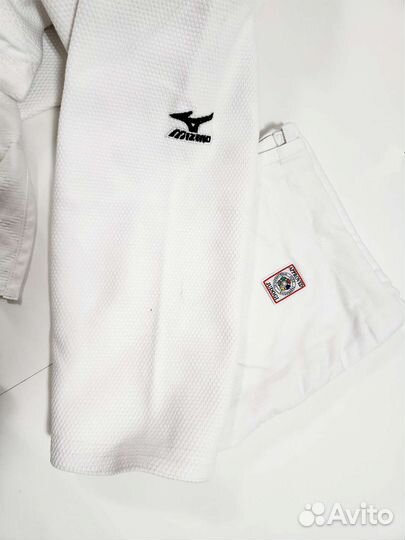 Кимоно для дзюдо mizuno IJF