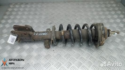 Стойка передняя правая Opel Vivaro A рест. 2006