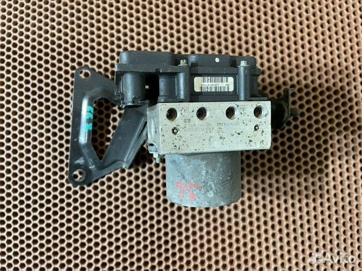 Блок ABS Subaru Forester 2 SG5 EJ205 2006