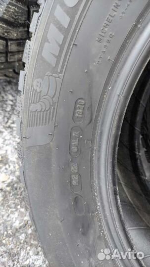 Michelin X-Ice North 4 215/65 R17 103T