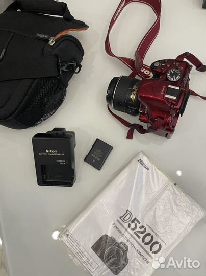 Зеркальный фотоаппарат Nikon D5200