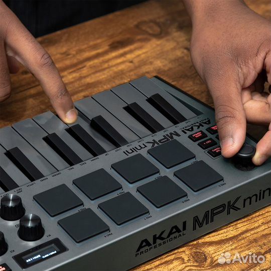 Akai Pro MPK mini MK3