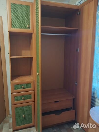 Шкафы,стенка, ротанг, угловой шкаф